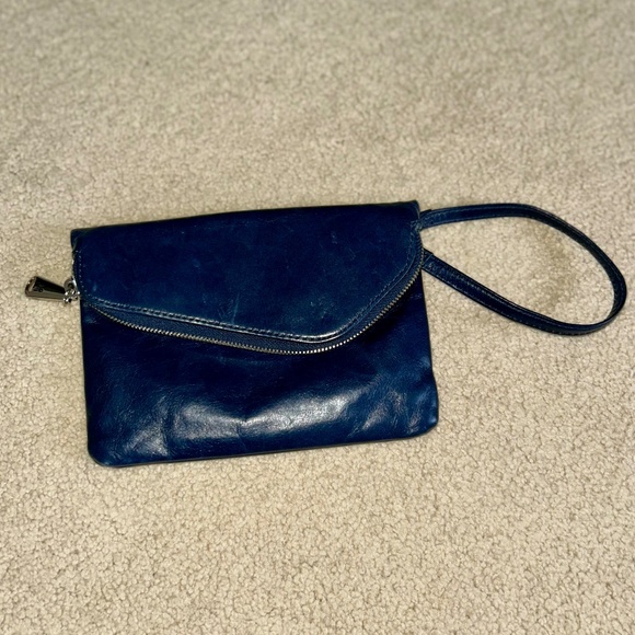 HOBO Daria wristlet navy blue - Picture 1 of 10